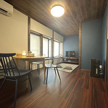 青い家広尾 Hotel Токио Екстериор снимка
